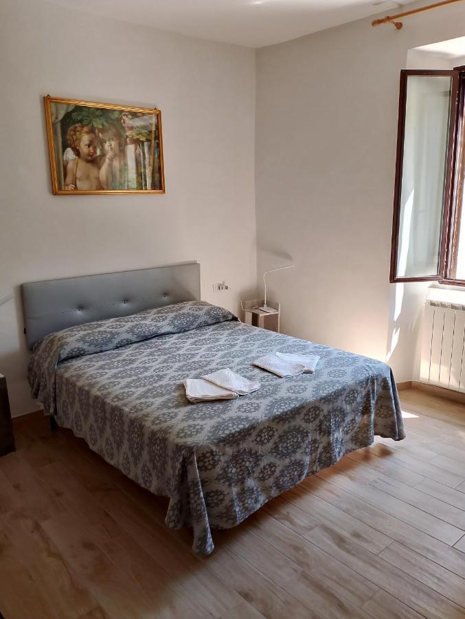 מונטפיאסקונה Casa Vacanze Le Cannelle מראה חיצוני תמונה