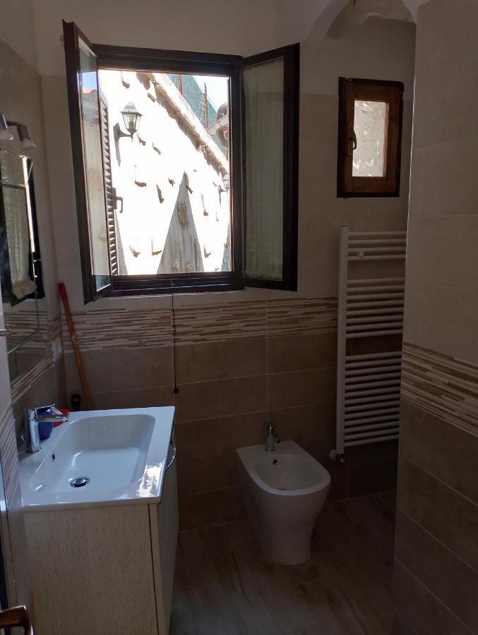 מונטפיאסקונה Casa Vacanze Le Cannelle מראה חיצוני תמונה